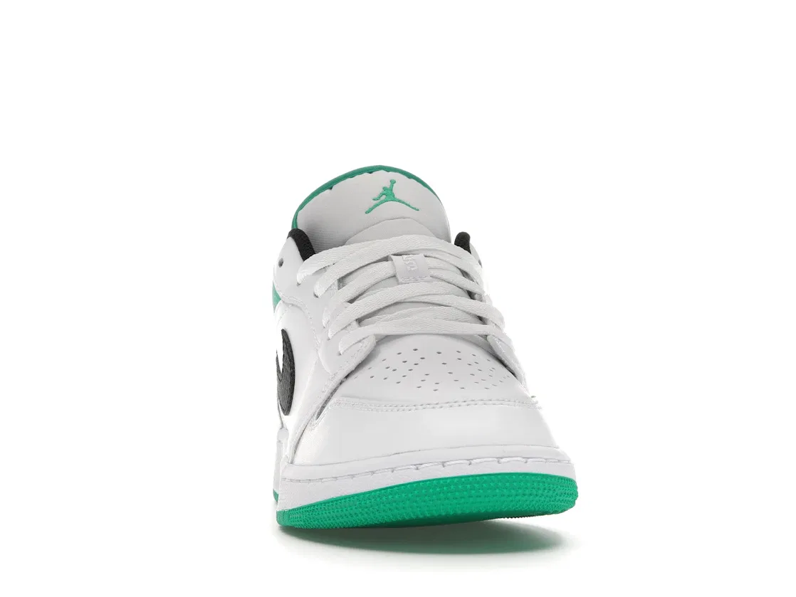 Детские кроссовки с кожаным верхом Jordan 1 Low Jordan, White/Stadium Green-Black — фото 2