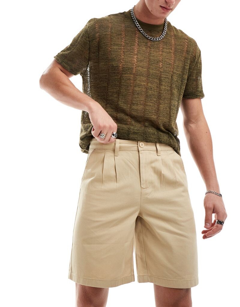 

Бежевые шорты чинос с двойными складками ASOS DESIGN