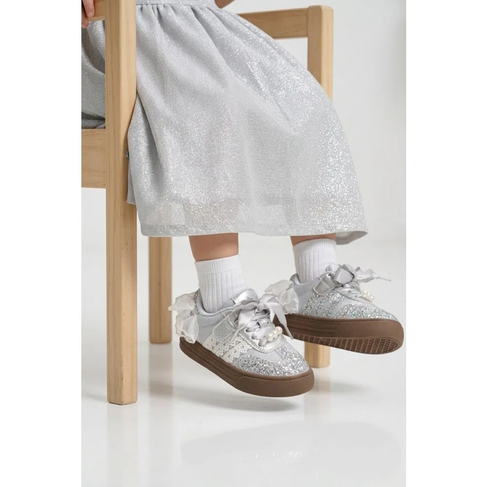 Детские спортивные кроссовки для девочек с блеском на липучках Marco Kids