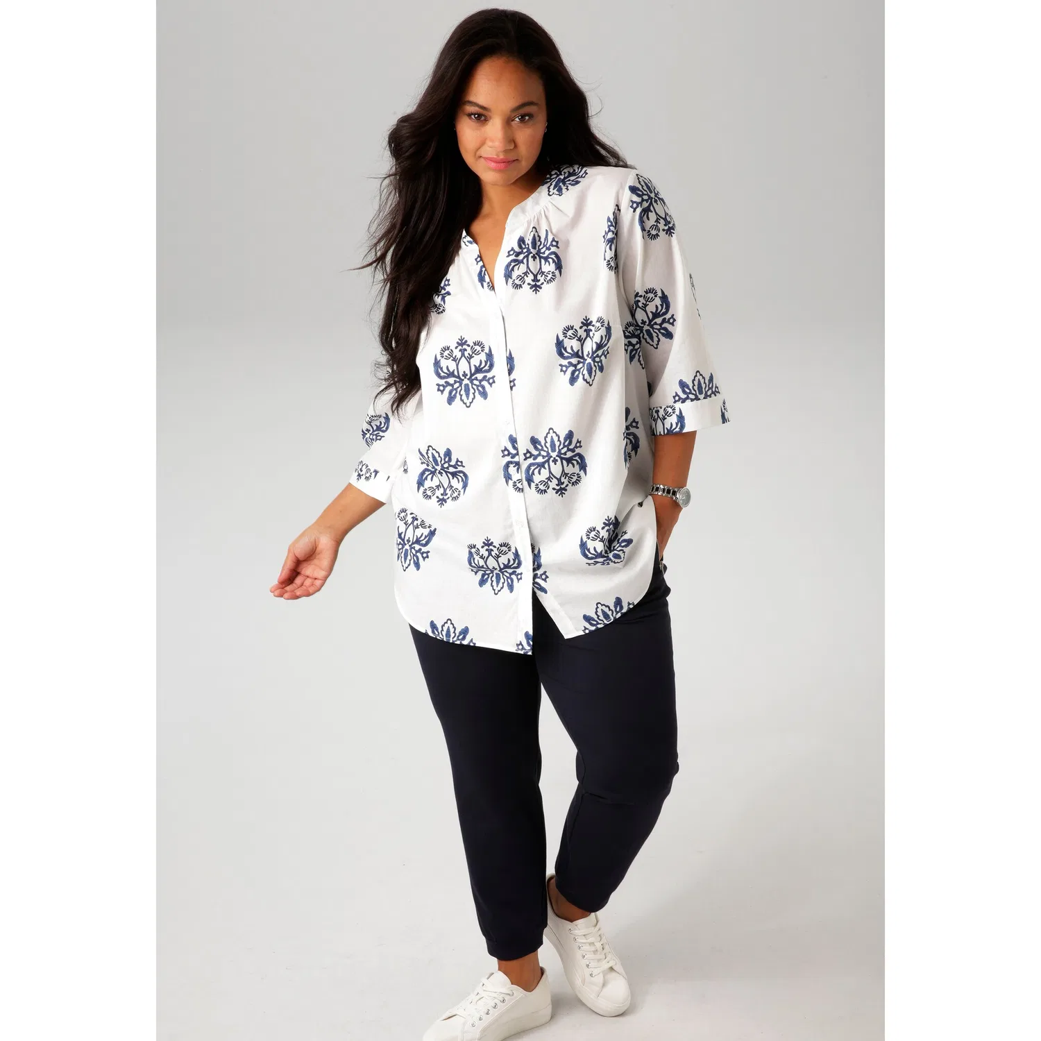 Женская блуза с орнаментом Aniston PLUS, White-Navy-Blue — фото 4