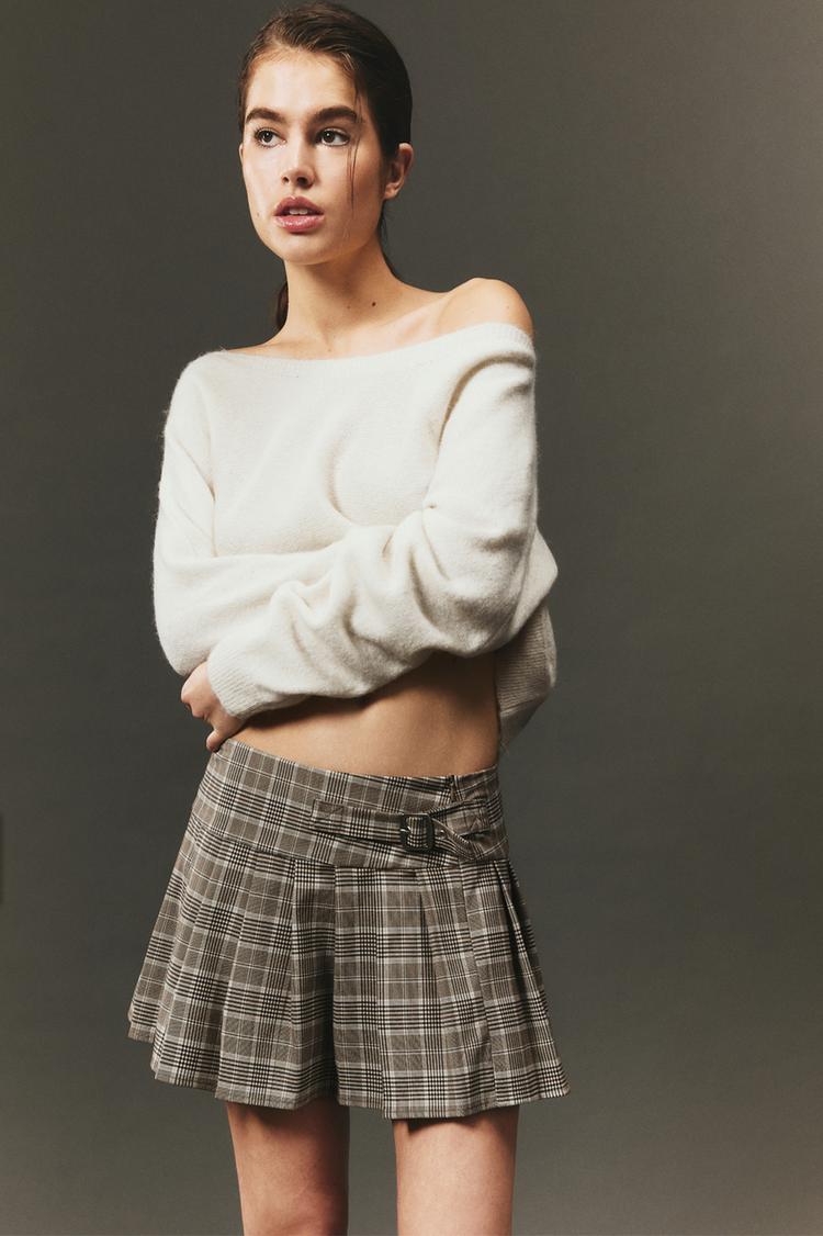 

Асимметричный джемпер из мягкой вязки Pull And Bear, желтый