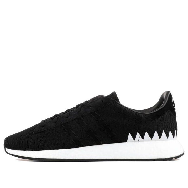 

Кроссовки район x магазинчик Adidas, черный