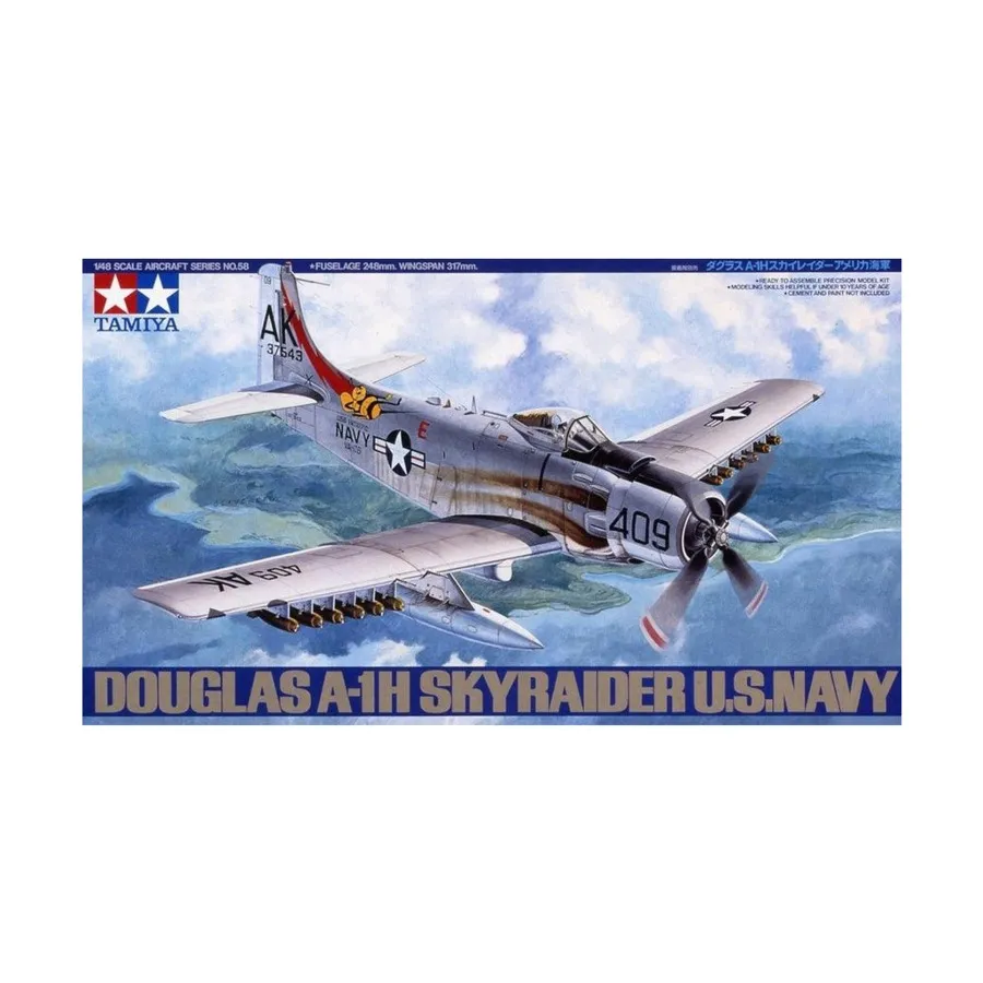 

Дуглас Skyraider A-1H - ВМС США, Military Aircraft Models (1:48) (Tamiya)