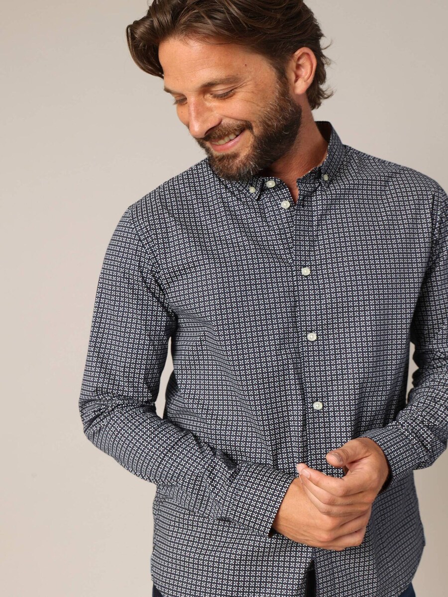 

Рубашка на пуговицах классического кроя Deeluxe BOGART, темно-синий