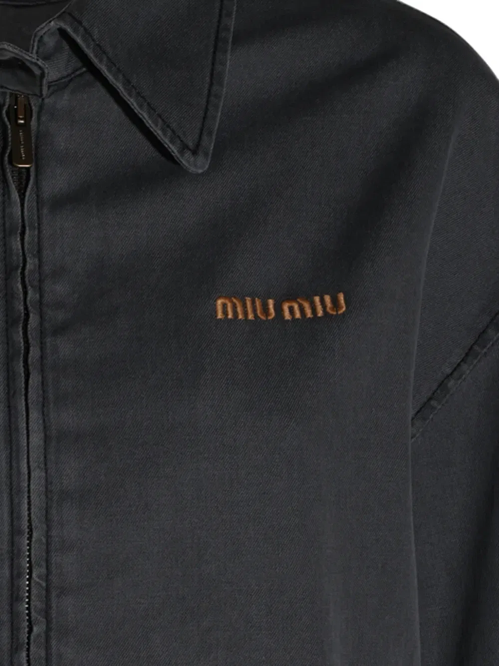 Куртка на молнии с вышитым логотипом Miu Miu, серый — фото 3