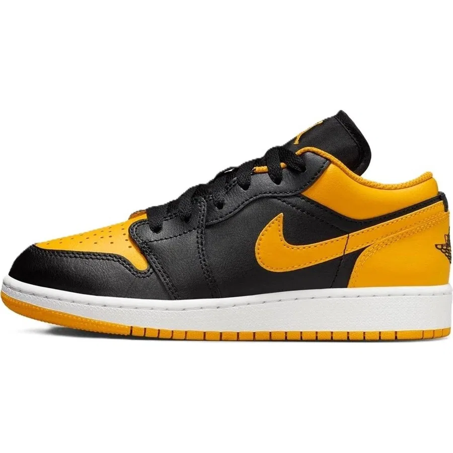 Кроссовки повседневные с кожаным верхом Air Jordan 1 Low Nike, Белый — фото 2