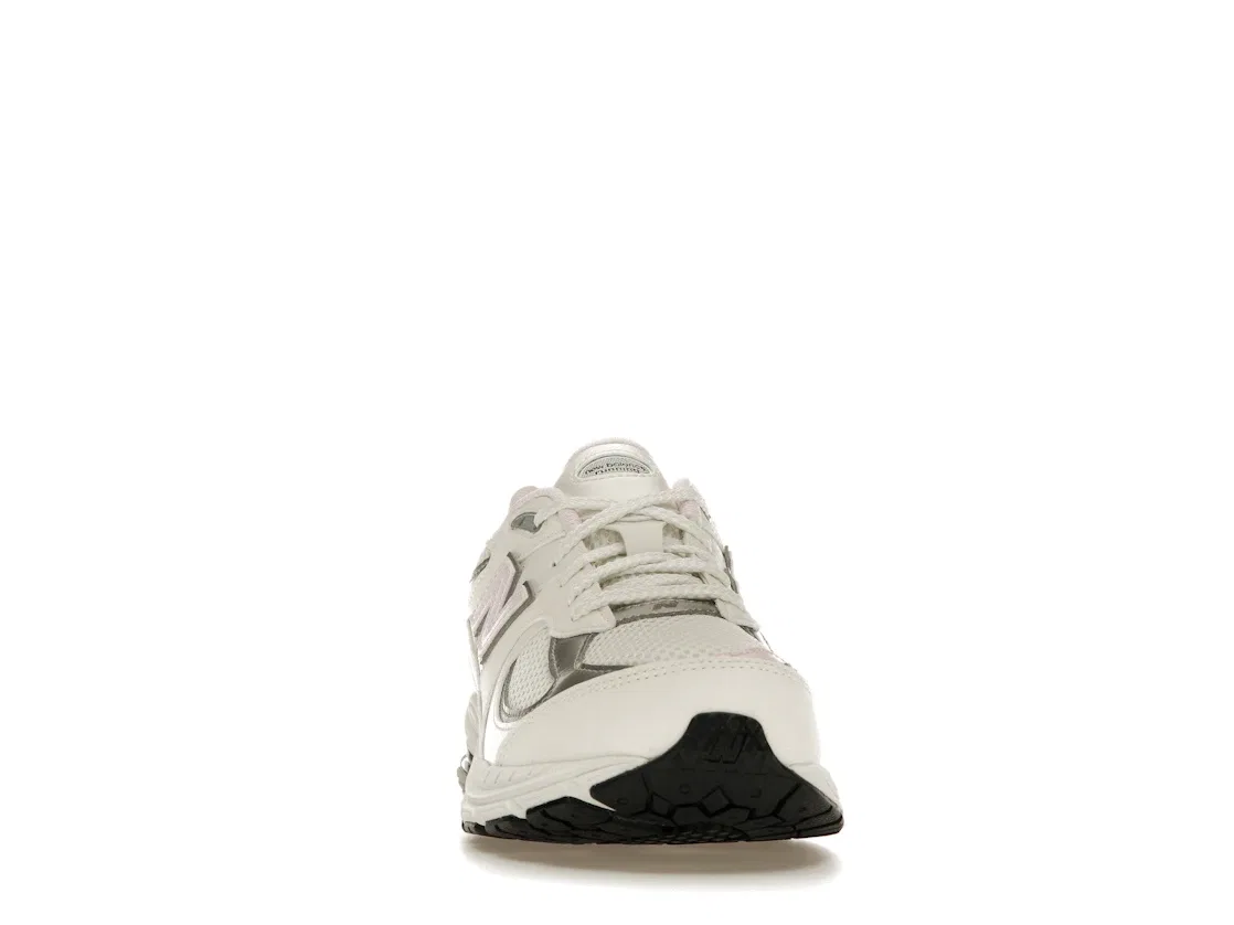 Детские кроссовки Lifestyle New Balance 2002R, Sea Salt/Pink Granite — фото 2