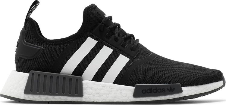 

Кроссовки Adidas NMD_R1 Primeblue 'Black White', черный (Размер 44,5 RU)