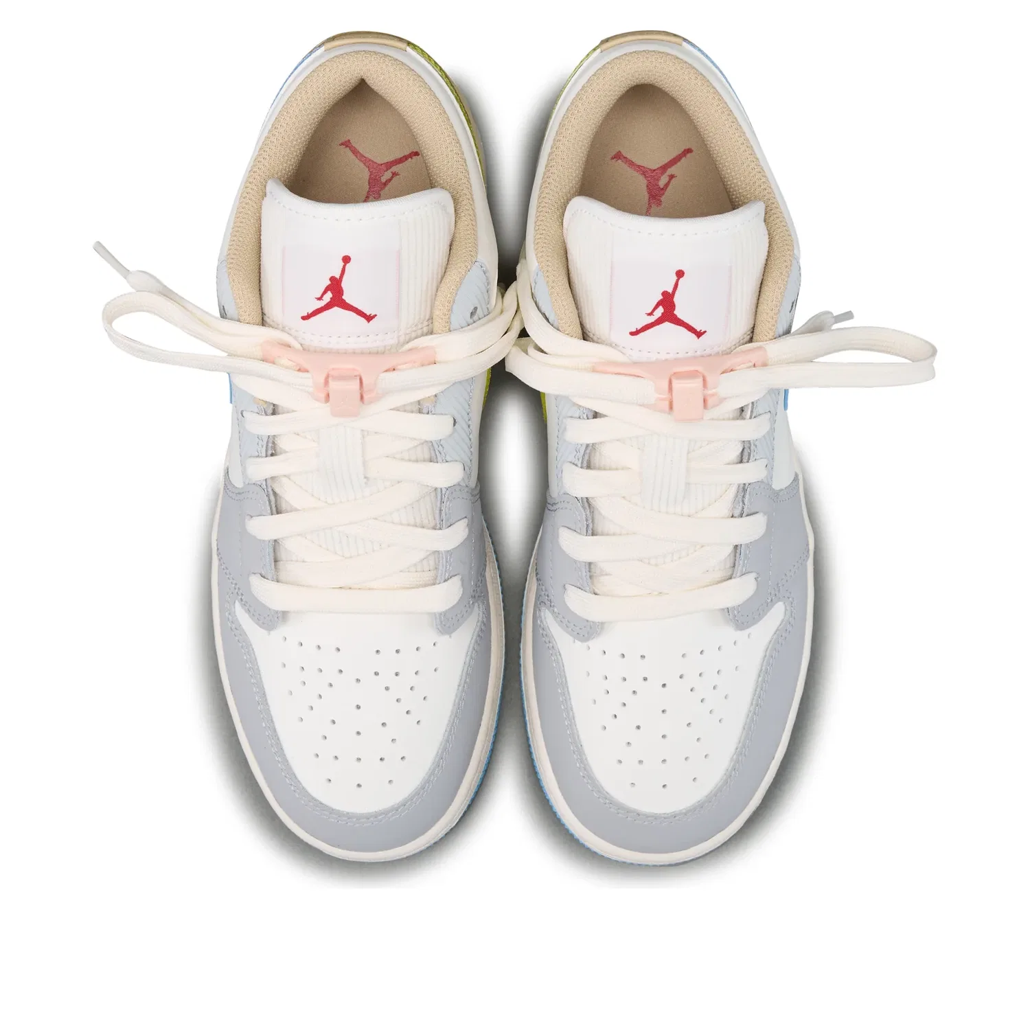 Детские кроссовки Air Jordan 1 Low 'Sail Football Blue C Jordan, Sail White/Soccer Blue/Chalk White/Light Smoky Gray/Linen White/Fitness Red — фото 3