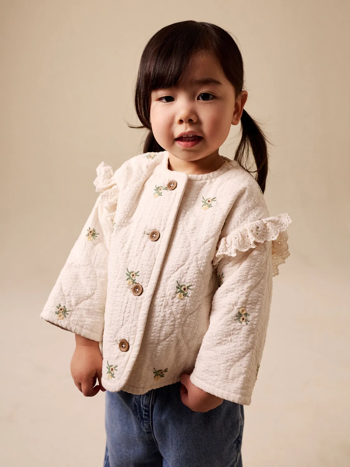 Куртка стеганая с вышивкой, модель Embroidered Quilted Jacket Next, кремовый — фото 2