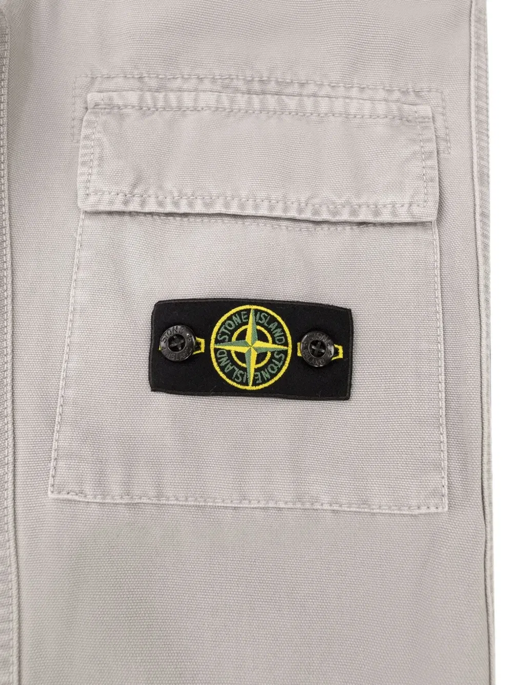 Брюки карго с нашивкой Stone Island Junior, серый — фото 3