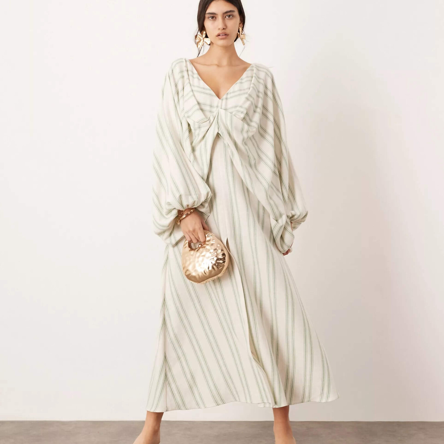 

Платье-макси Asos Edition Striped With Drapery And V-neck In Linen, светло-бежевый/зеленый