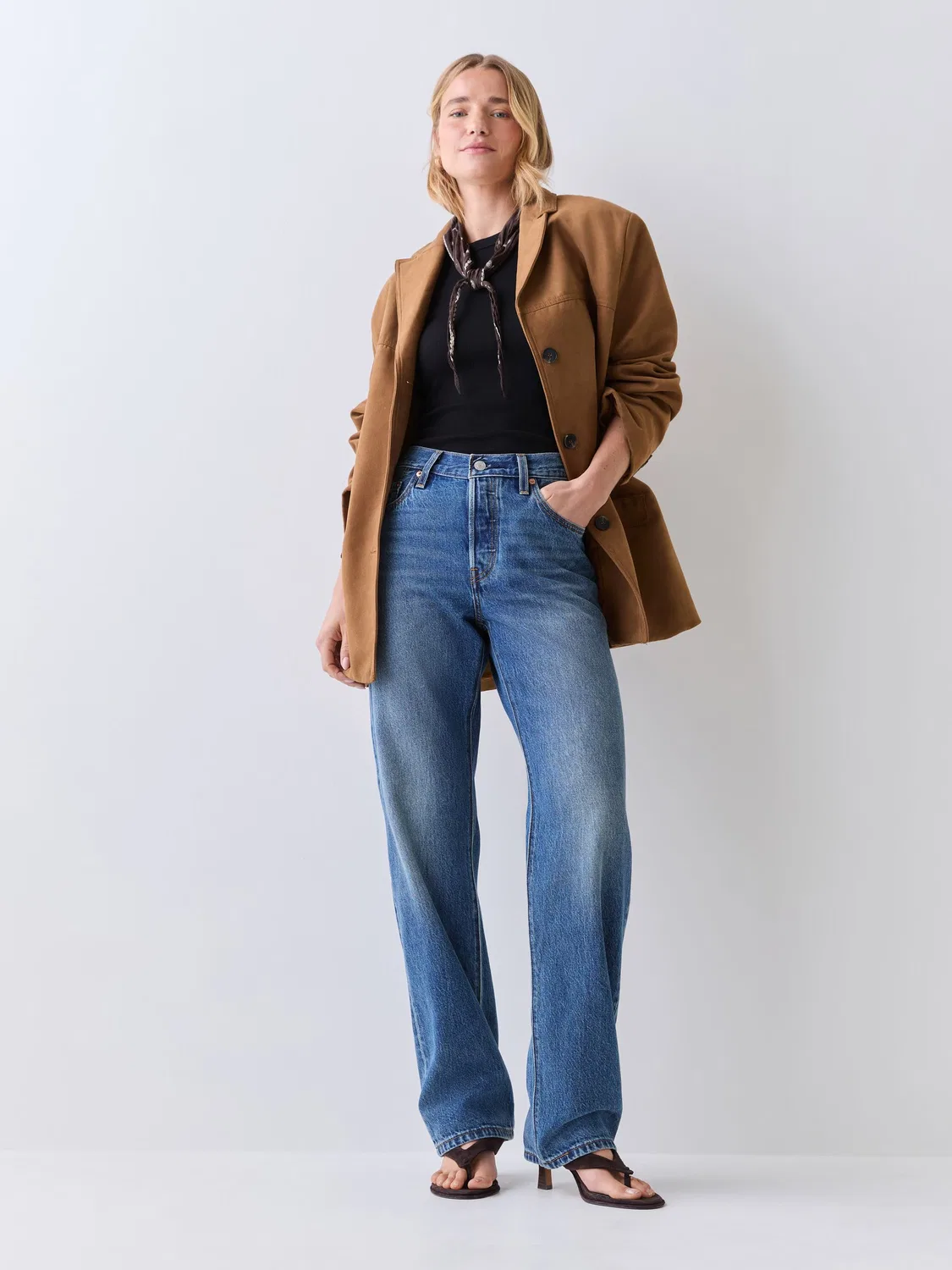 Прямые свободные джинсы Levi's Fine Forever Blue 501 в стиле 90-х — фото 3