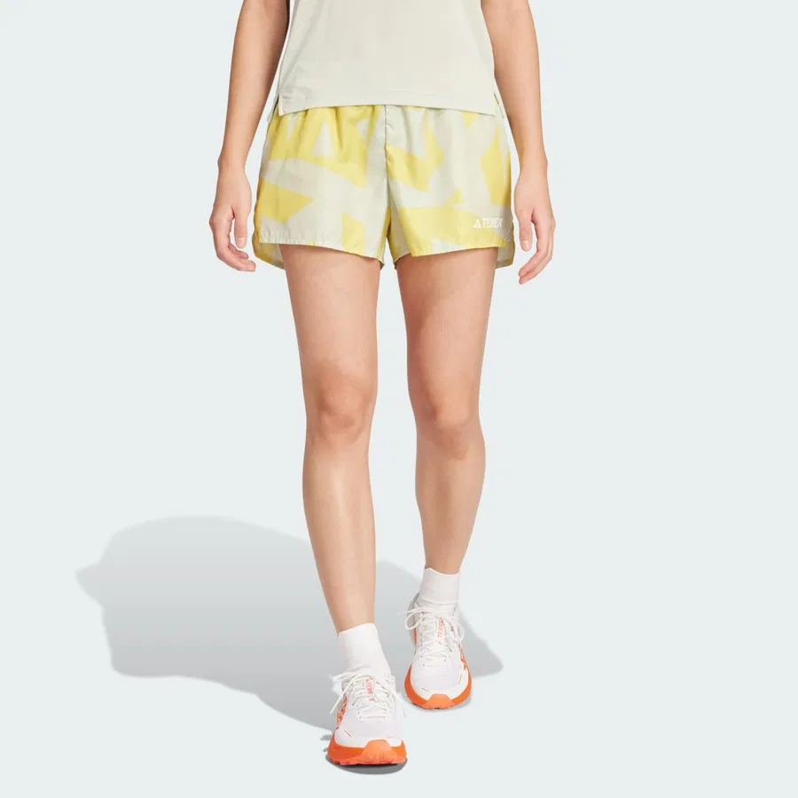 Шорты спортивные с принтом Terrex Multi Light Printed adidas, Желто-зеленый