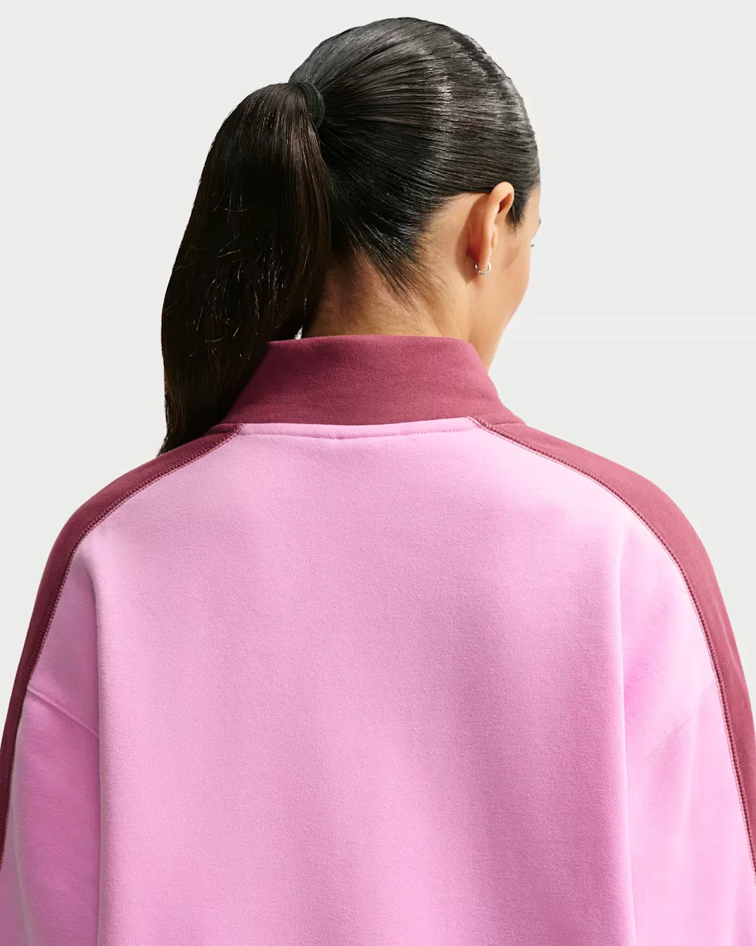 Женская спортивная куртка Nike Studio Fleece Medium Weight "Nike Run Club", Pink Rise/Pink Smoke/Sail — фото 2