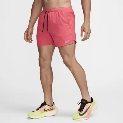 

Шорты Nike Stride, цвет Aster Pink/Black