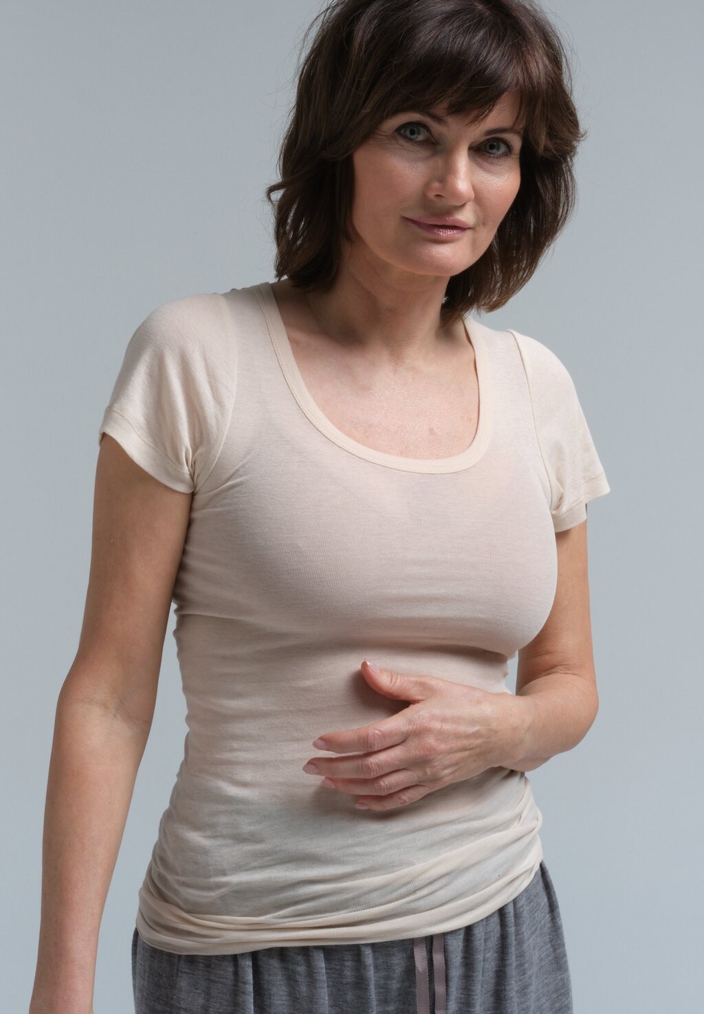 

Базовая футболка Roseanna Seamless Basic, бежевый