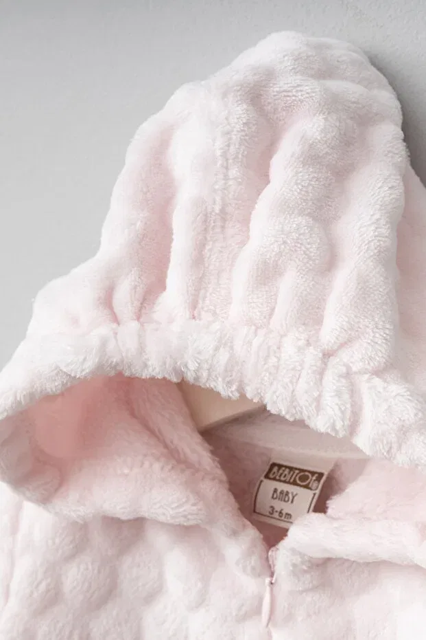 Детский комбинезон-космонавт с капюшоном из вельсофта Embossed patterned hooded wellsoft baby astronaut jumpsuit Bebitof, Pink — фото 3