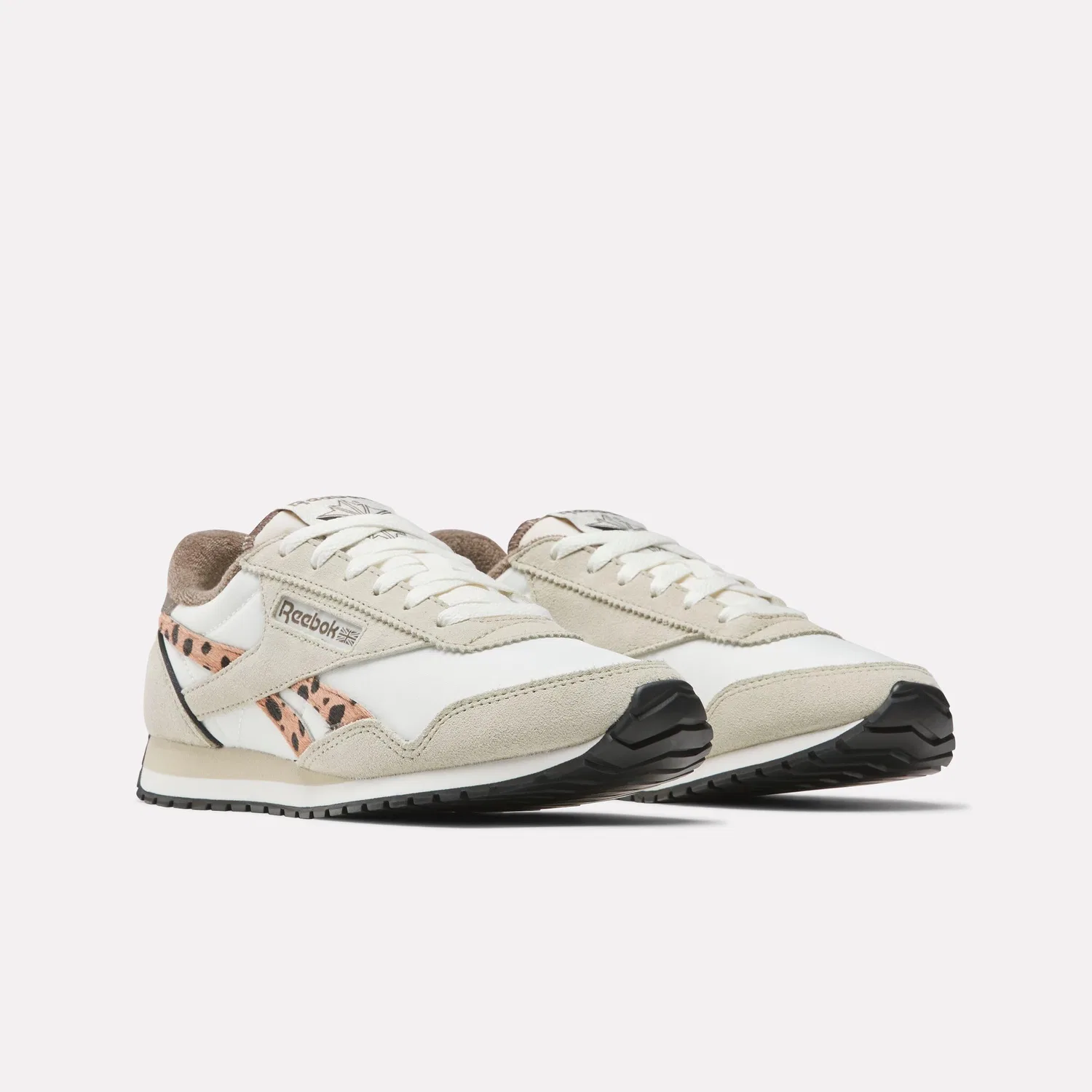 Детские кроссовки для девочек Classic AZ Reebok, Chalk Classic Beige Trek Grey — фото 2