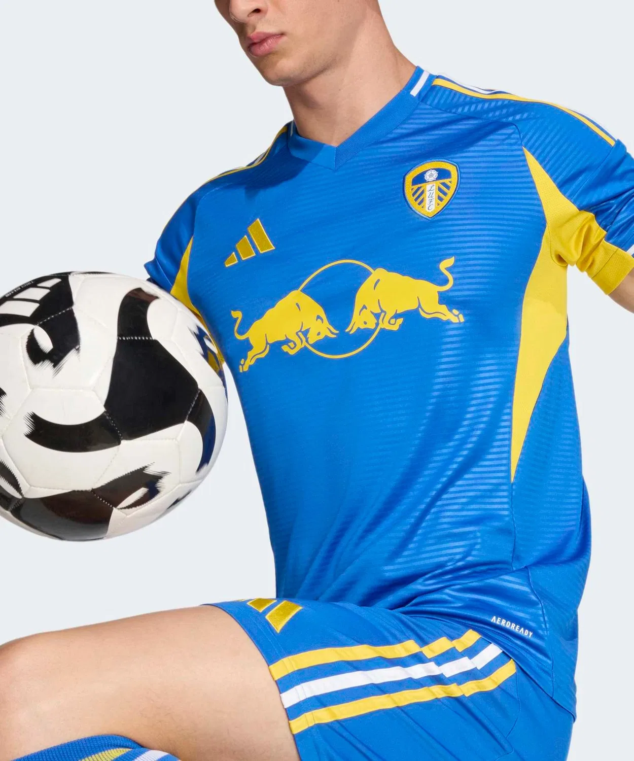 Мужская футболка с V-образным вырезом с принтом Leeds United FC 25/26 Away Jersey Adidas, Blue — фото 4