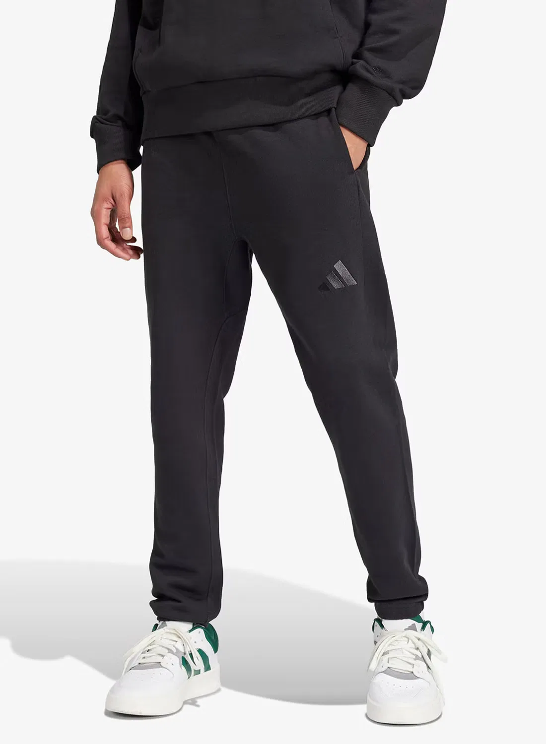 Джоггеры зауженные с мягким французским футером All Szn Adidas, черный