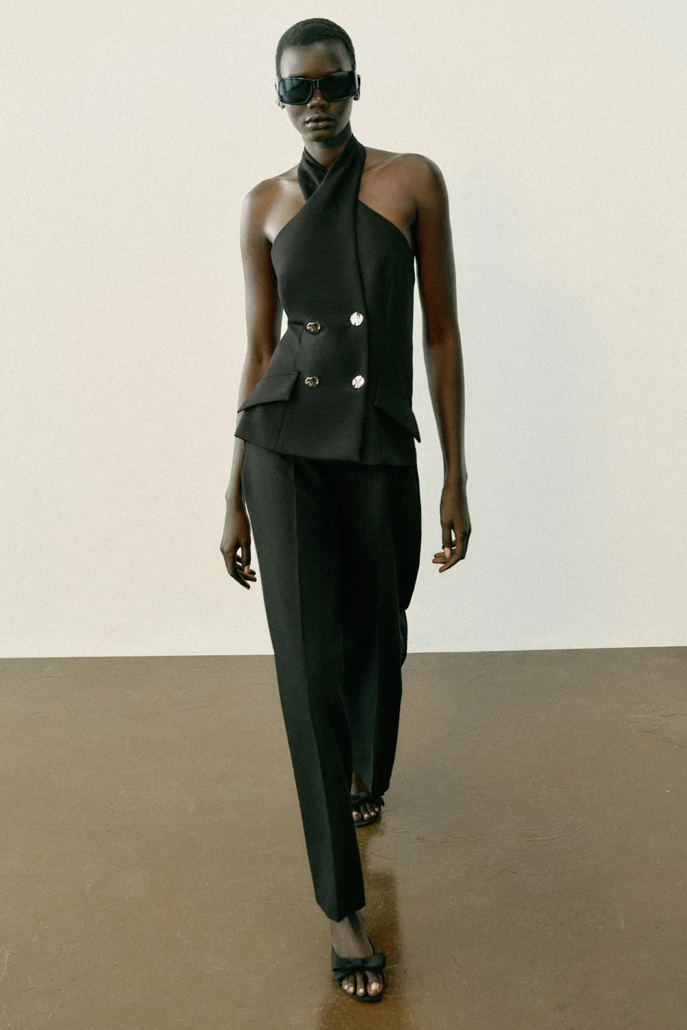 Комбинезон с перекрещивающимися бретелями через шею ZARA, Black — фото 2