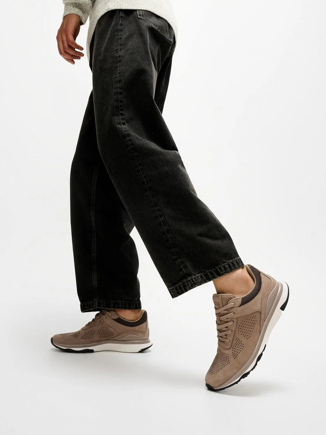 Мужские спортивные кроссовки FitFlop Vitamin Ffx Perf из нубука, коричневый — фото 2