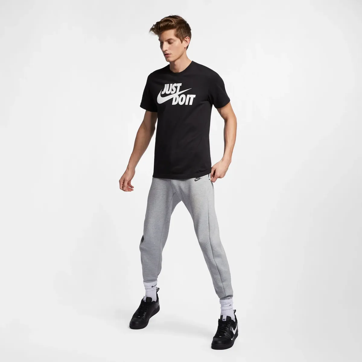 Футболка Nike Sportswear "МУЖСКАЯ ФУТБОЛКА JDI", черно-белый — фото 4