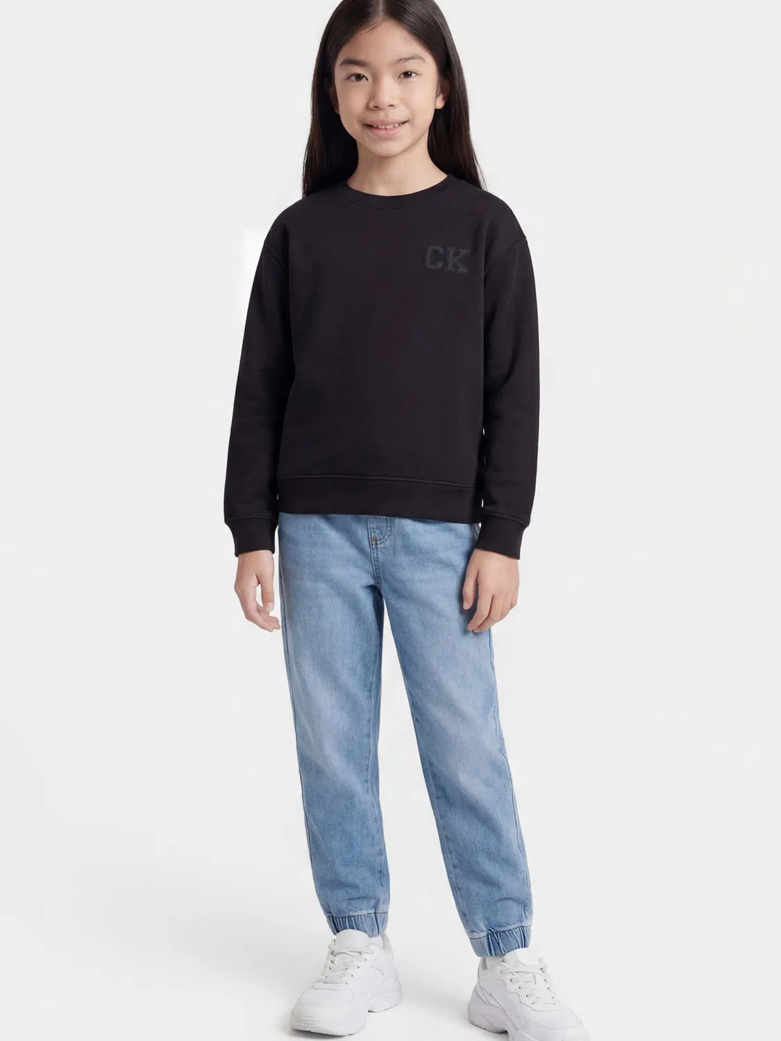 Джинсовая толстовка Calvin Klein Jeans черного цвета — фото 4