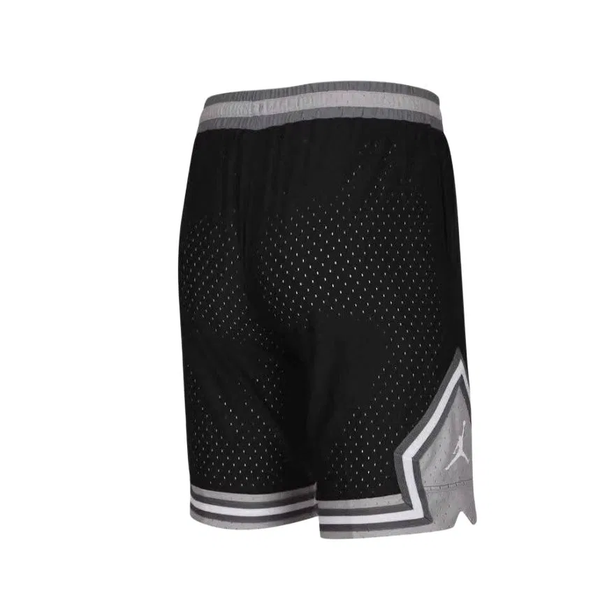 Детские шорты с принтом Jordan Kids Shorts Moderate, Black/Gray/White — фото 3