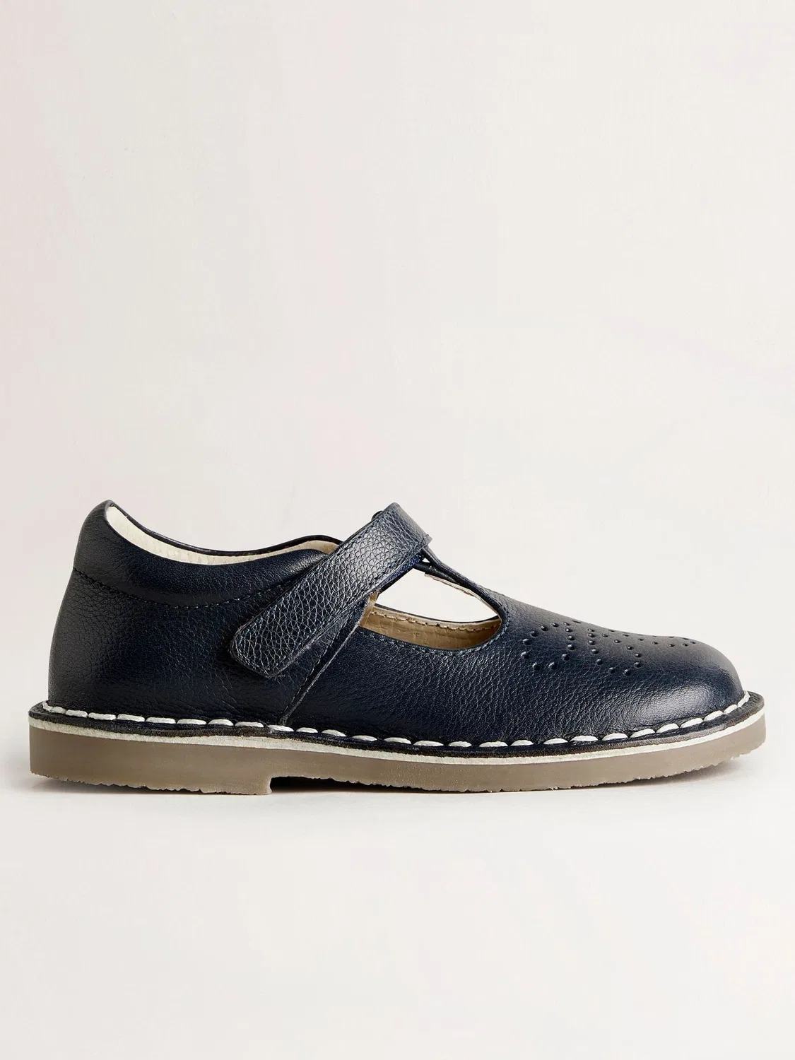 Туфли на ремешке Navy Leather T-Bar School Shoes Boden, синие