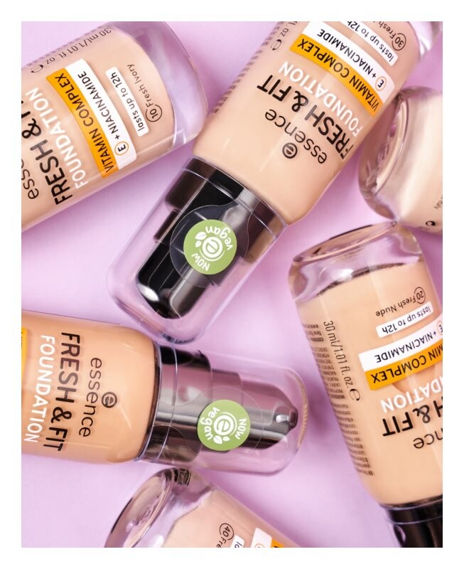 

Жидкая основа Essence Fresh & Fit, оттенок 30 Fresh Honey 30 мл