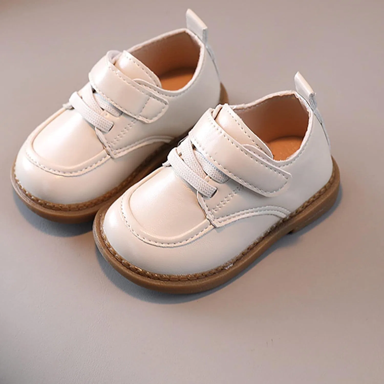 Детские кеды для мальчиков на толстой подошве с пряжкой, Beige — фото 2