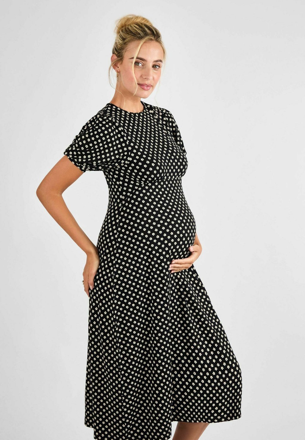 

Платье из джерси MATERNITY FIT - DITSY PUFF SLEEVE MIDI JoJo Maman Bébé, черный