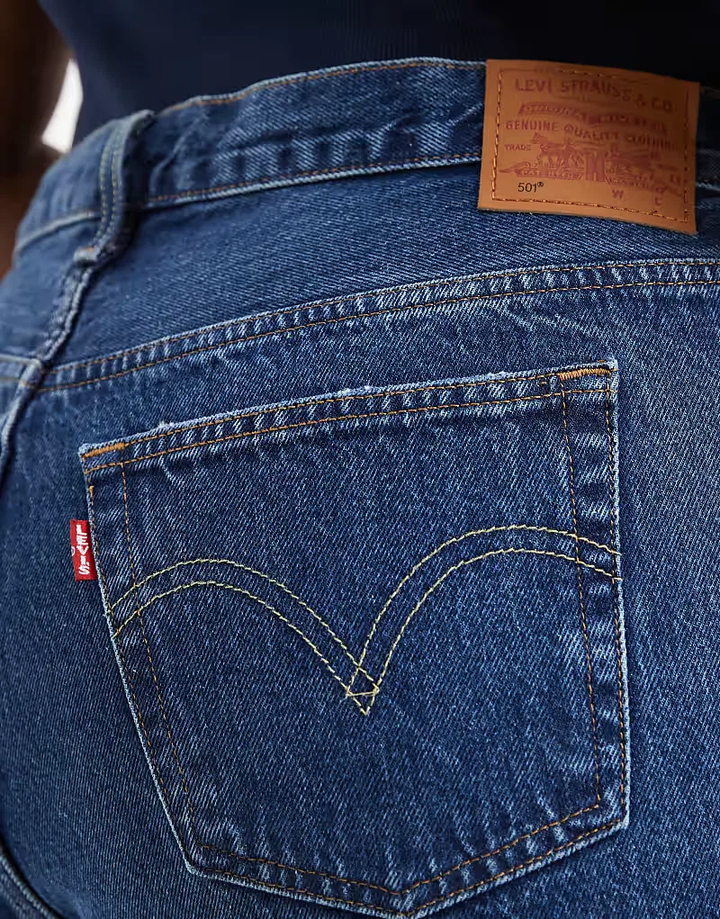 Рваные шорты Levi's Plus 501, средне-синий оттенок — фото 3