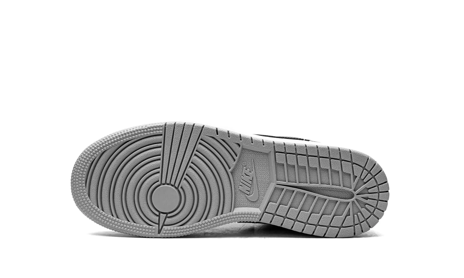 Детские кроссовки для мальчиков кожаные Air Jordan 1 Low (Gs) NIKE, Light Smoke Grey Black White — фото 4