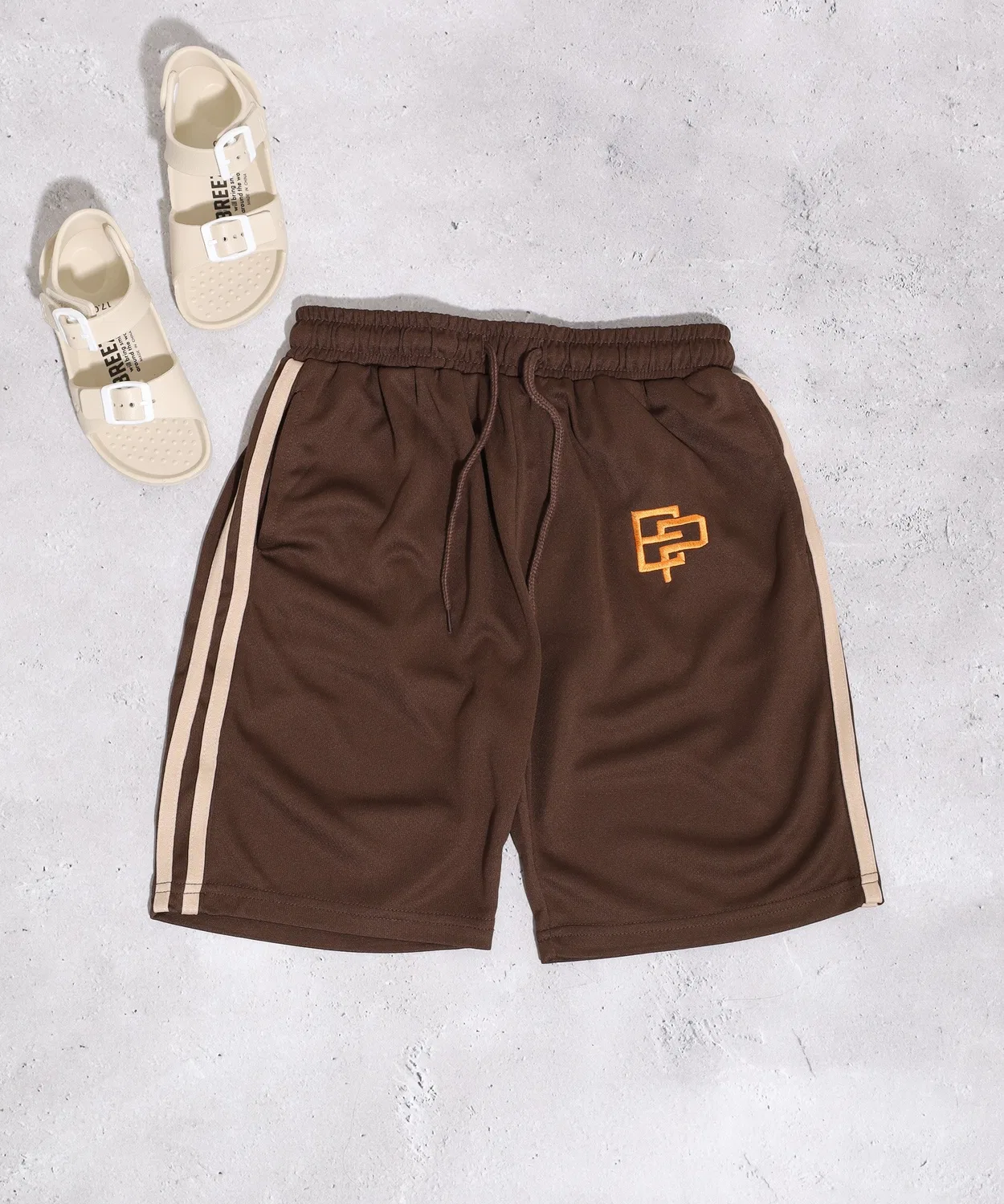 Детские шорты с вышивкой и боковыми лампасами, модель Side Line Logo FUNALIVE, Brown