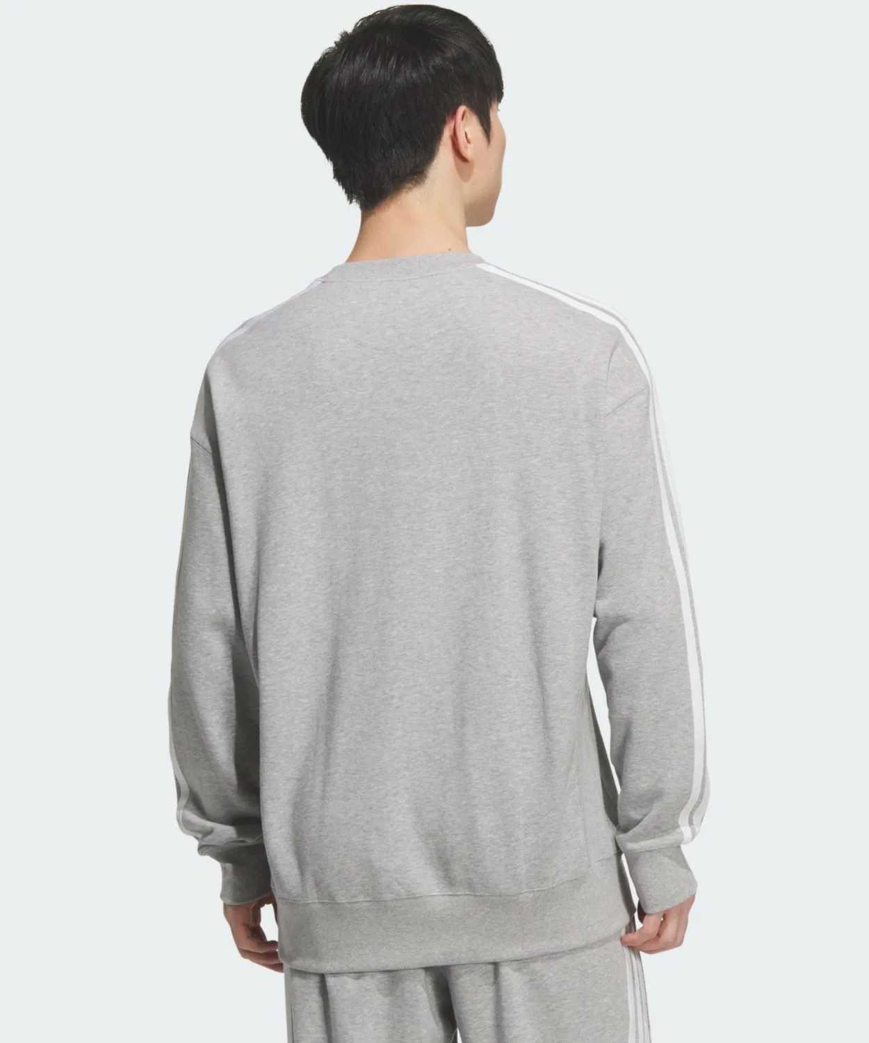 Мужской свитшот с длинным рукавом из хлопка, Essentials Plus Loose Fit Three Stripes Adidas, Grey — фото 2