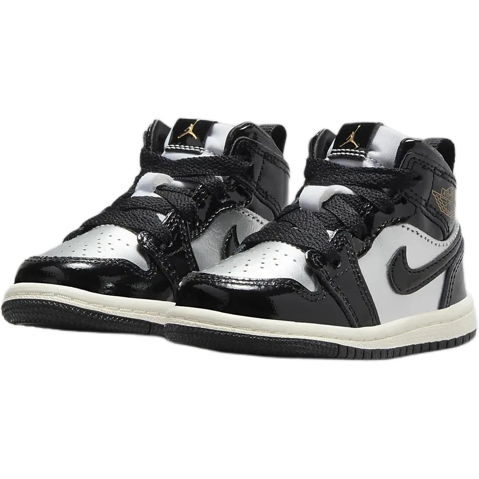 Детские кроссовки для мальчиков кожаные Jordan Air Jordan 1 Mid Top, Black Metallic Silver — фото 4