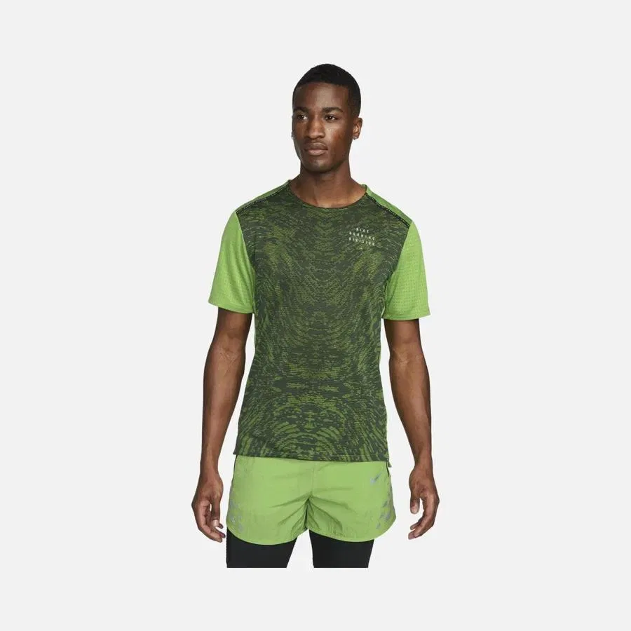Футболка спортивная с коротким рукавом Nike Dri-Fit Run Division Rise 365, Зеленый