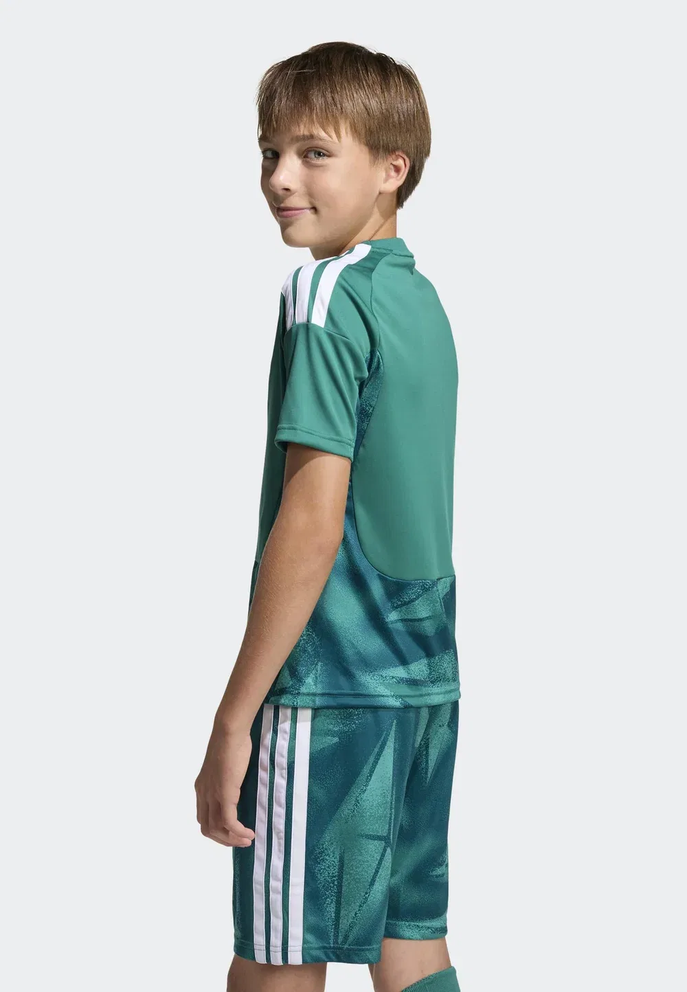 Вратарь сборной Германии, 26-й тур, домашняя футболка Adidas Performance, Active Green — фото 3