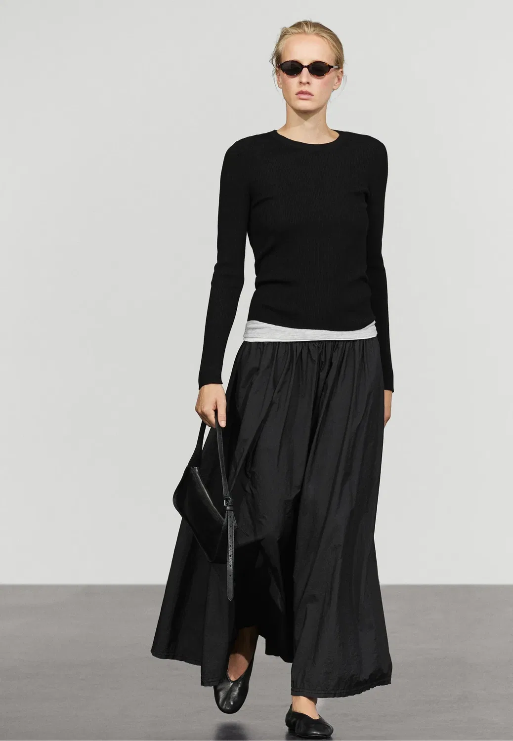 Вязаный свитер из шерстяной смеси в рубчик Massimo Dutti, Metallic Black — фото 4