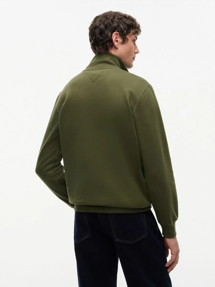 Толстовка TOMMY HILFIGER 'Essential' оливкового цвета — фото 4