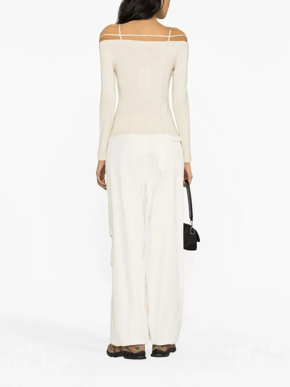 Топ Le T-shirt Sierra с открытыми плечами Jacquemus, бежевый — фото 4