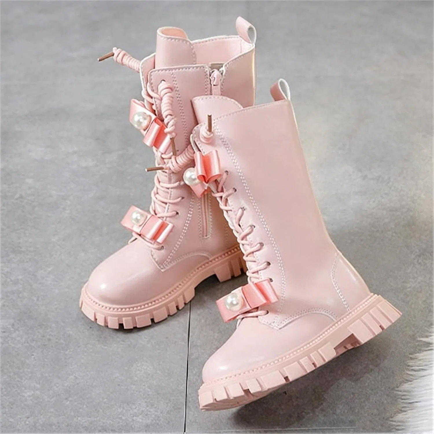 Детские ботинки на шнуровке с бантом и жемчугом Girls Lace Up Combat Boots Zzalalana, Pink — фото 2