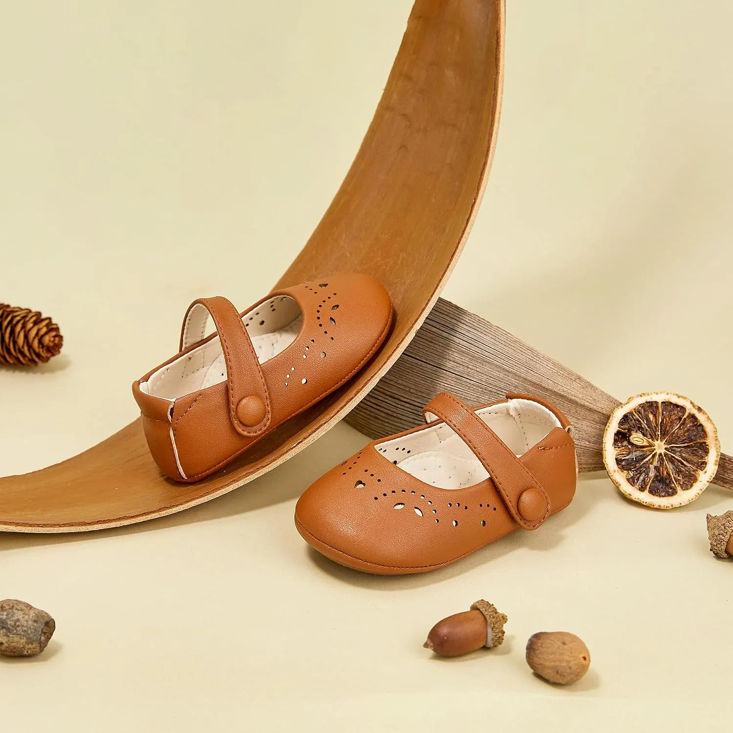 Детские туфли Мэри Джейн на мягкой подошве Moccasins Rubber Sole Crib Shoes Felix & Flora, Brown — фото 3