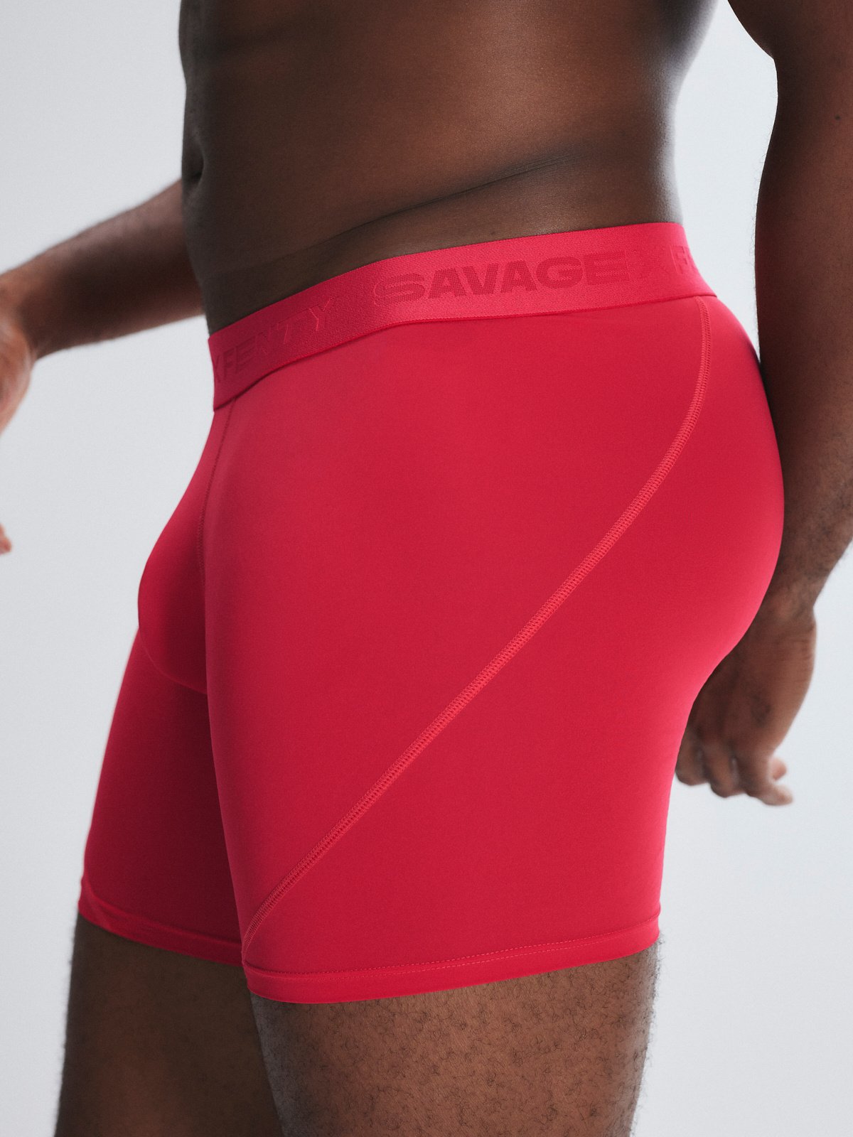 

Трусы боксеры Savage X Fenty Shadow Fit, цвет Red Caliente