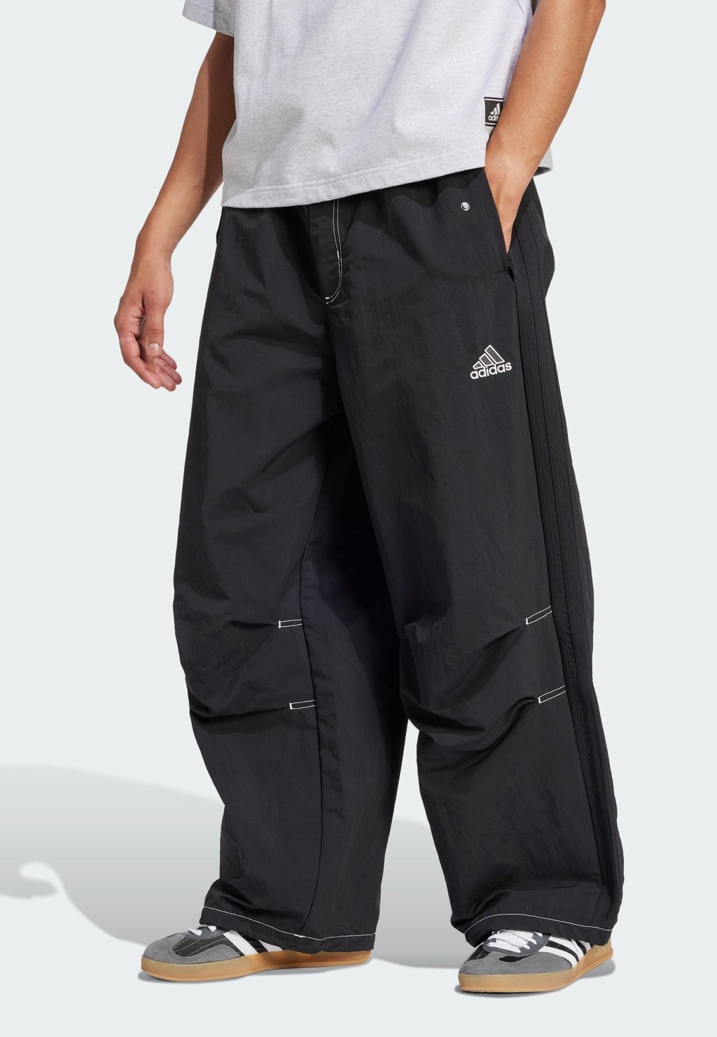 

Брюки PARACHUTE adidas Originals, черный