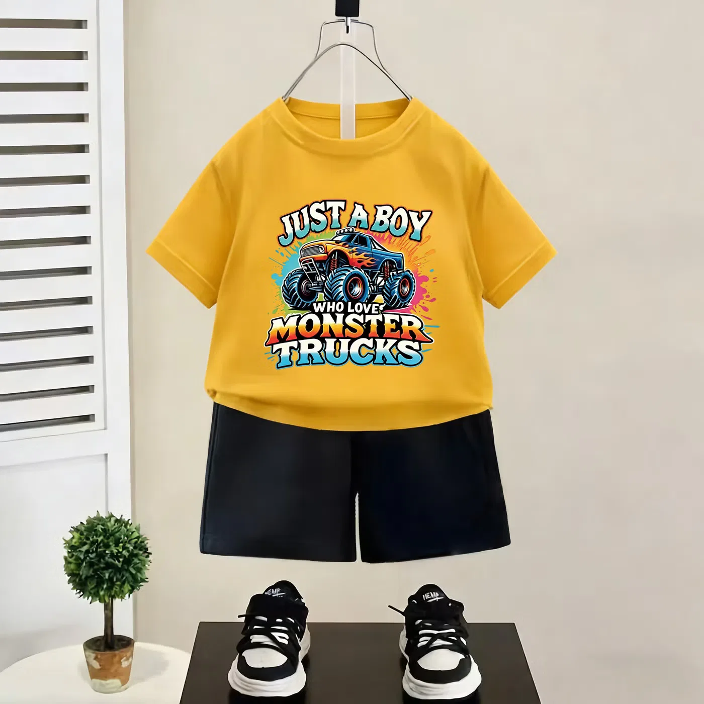 Комплект детский с принтом из 2 предметов 2 pcs 2-9years boys/girls pants suit Chicpoint, желтый