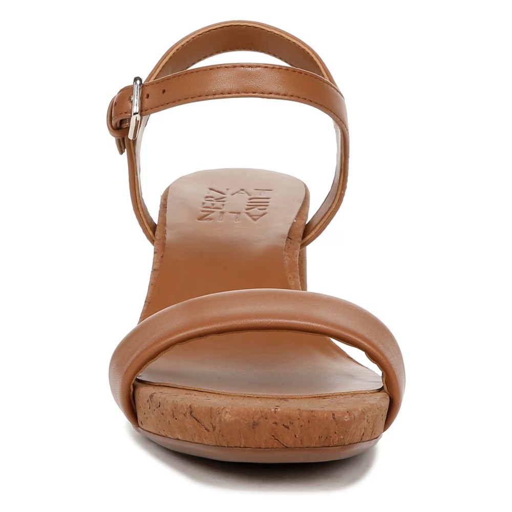 Босоножки на каблуке Izzy Naturalizer, english tea leather — фото 3